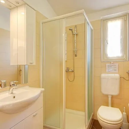 Holiday home Golubovo Mednjan