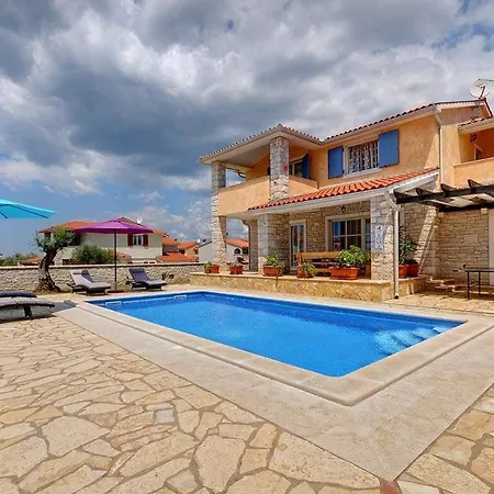 Golubovo Villa